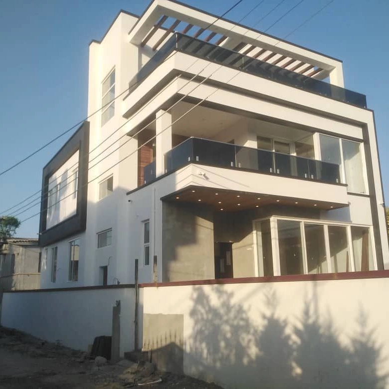 درب و پنجره علیزاده