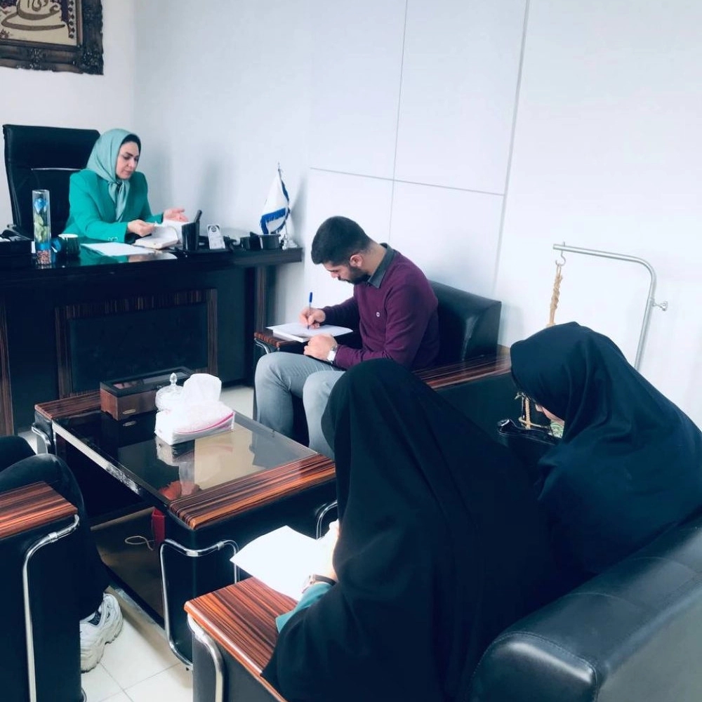 مشاور موسسه حقوقی عدل پندار
