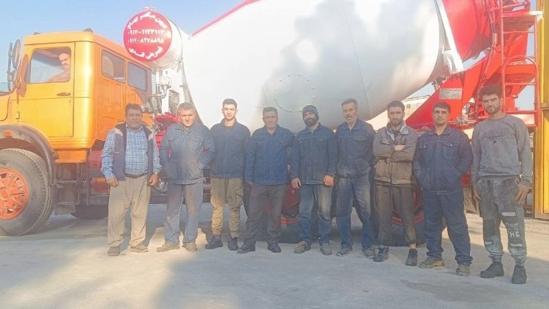 تراک میکسر ۹متری روی کامیون بنز