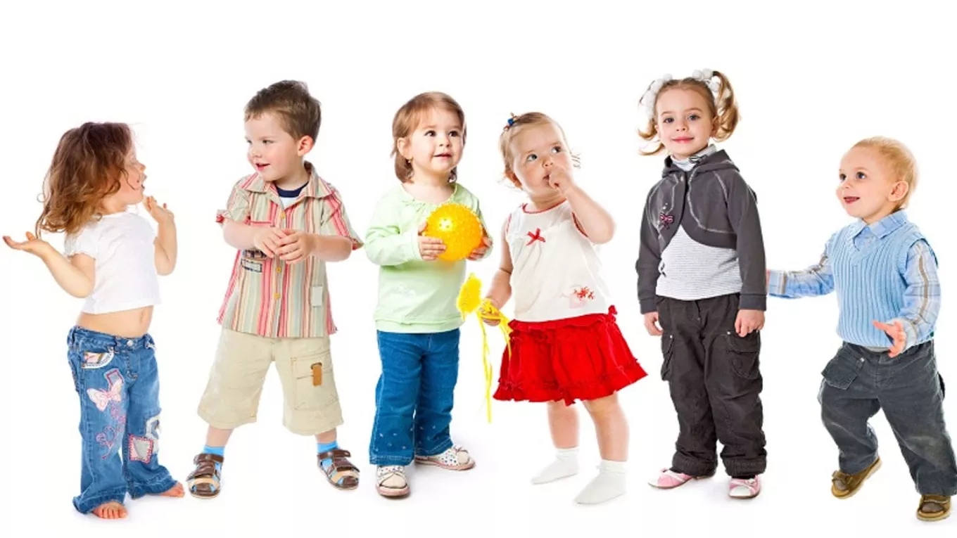 پوشاک بچگانه یزدانی در بانه
