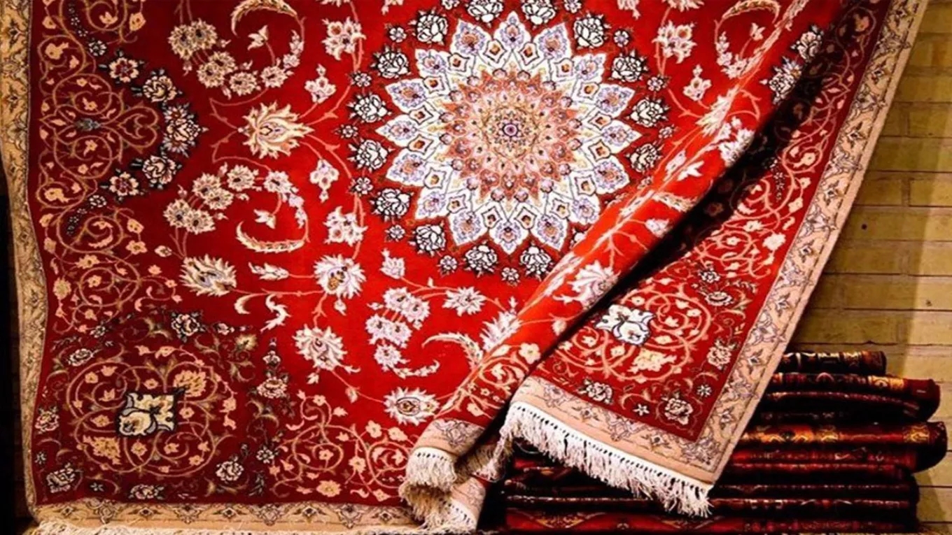 فرش آدینه نقش نگار کلاردشت در مازندران