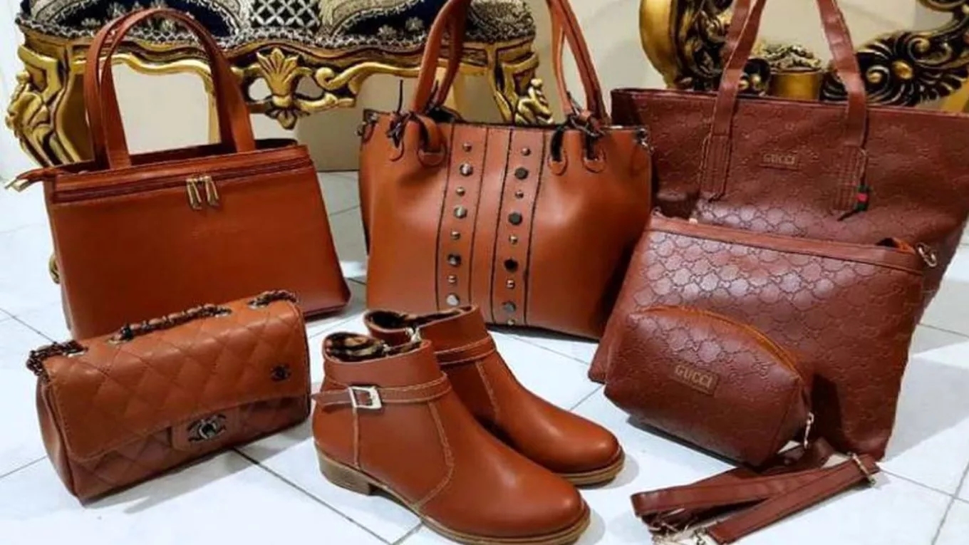 کیف و کفش حسینی در یزد