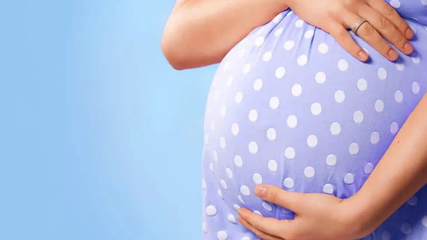 چگونه لباس بارداری را انتخاب کنیم؟