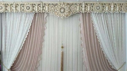 کتیبه پرده چیست و چه تأثیری در زیباسازی محیط دارد؟