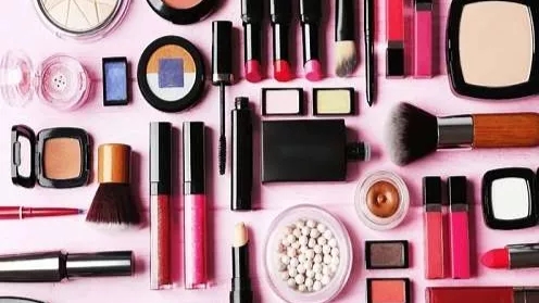راهنمای خرید لوازم آرایشی به صورت آنلاین