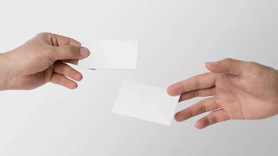 کارت ویزیت و مزایای استفاده از آن