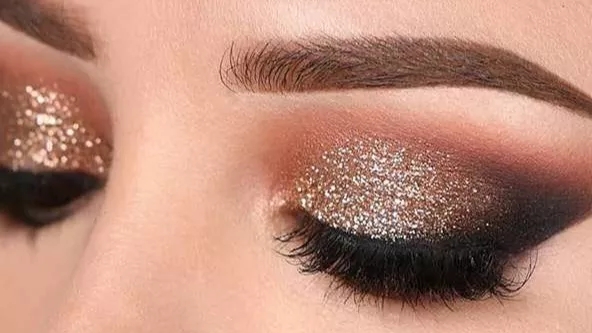 کاربرد انواع سایه چشم