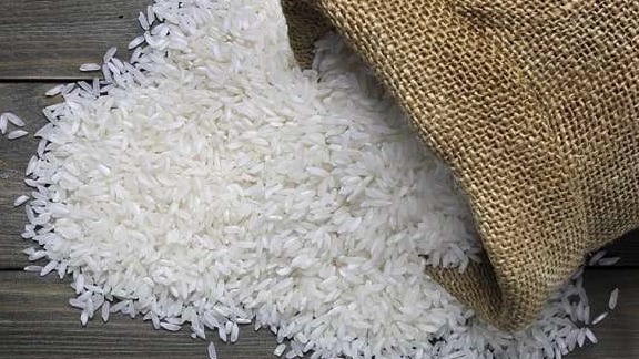 بررسی ۶ تفاوت برنج ایرانی و خارجی | کدام بهتر است؟