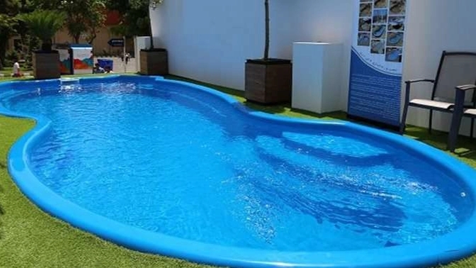 شرکت زرفام، فروش و ساخت استخر بتنی و پیش ساخته نورنژاد در نور چمستان