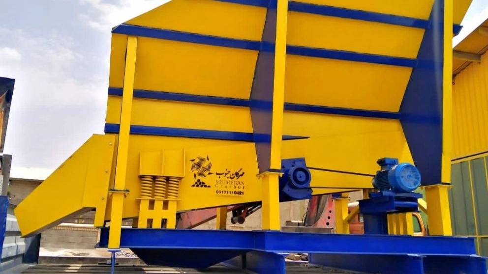 ماشین آلات خردآیش و فرآوری کانی های معدنی زند در شیراز
