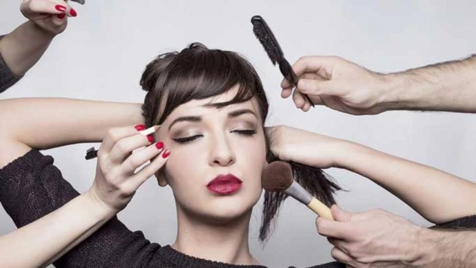 چرا کارآموزی در حرفه آرایشگری اهمیت زیادی دارد؟