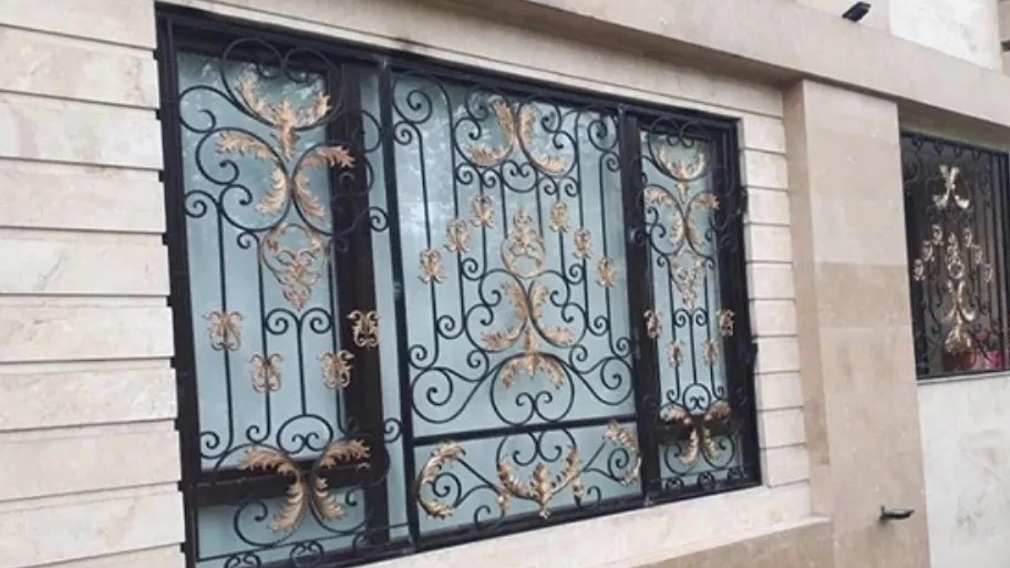 فروش نرده استیل درب آکاردئونی و پنجره فلزی نوین استیل در سمنان