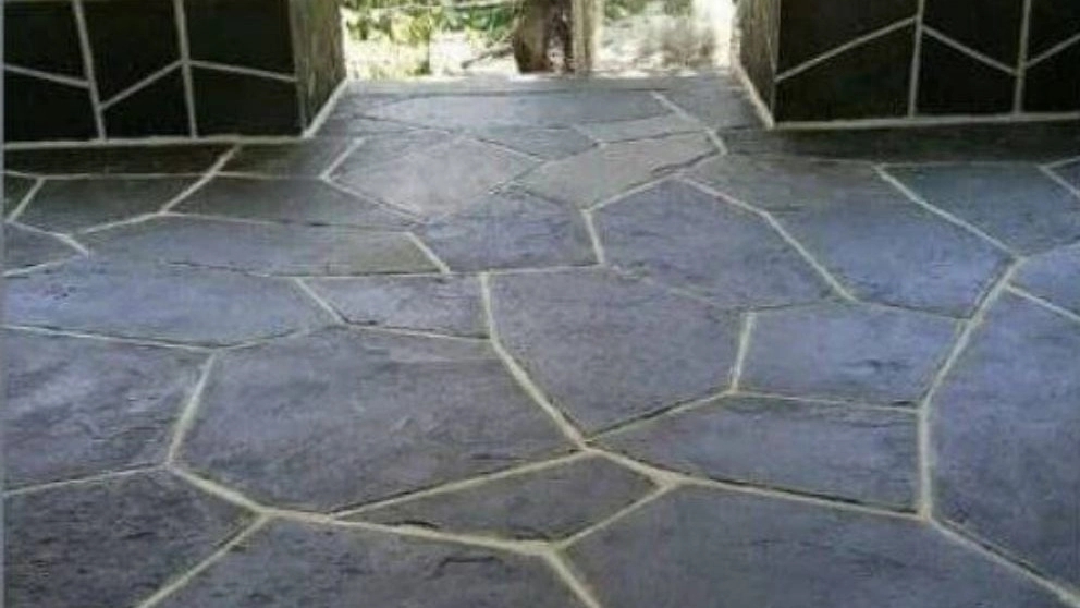 فروش سنگ مشکی میگون در مصالح رجبیان