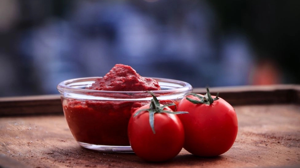 تامین کننده رب گوجه فله با بسته بندی و اسپتیک صادراتی بودره استور فارس