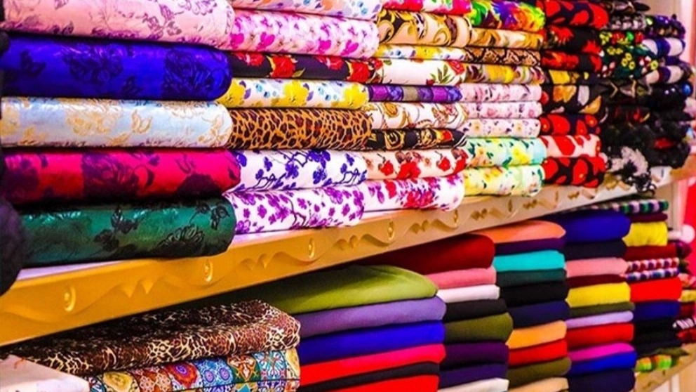 پارچه فروشی روا در میانه