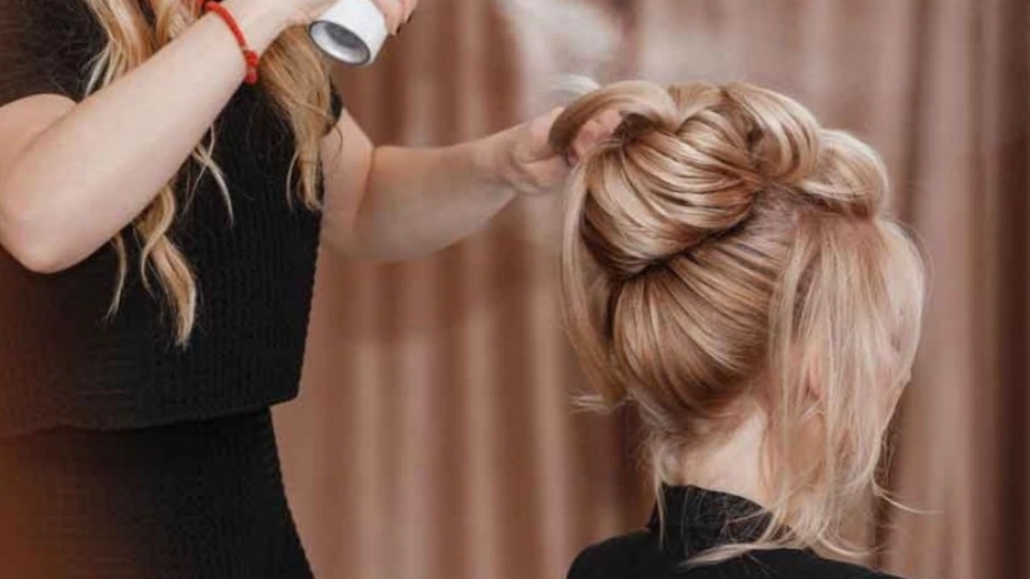 یک آرایشگر خوب چه مشخصاتی دارد؟