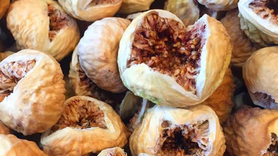 بررسی خواص و مزایای انجیر خشک
