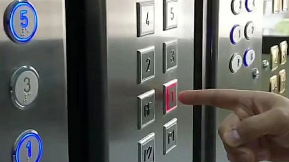 آشنایی با نکات ایمنی درباره آسانسور