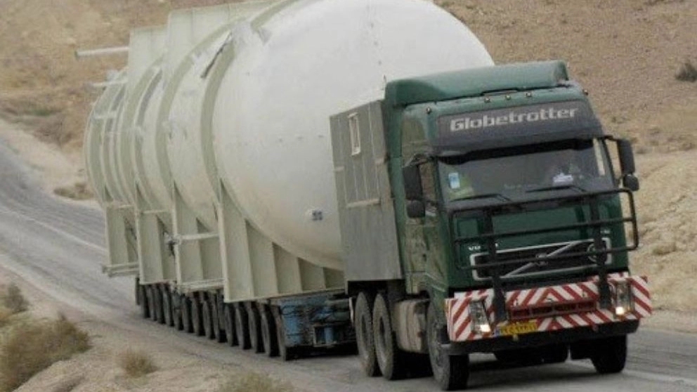 حمل بارهای ترافیکی کمرشکن داران غرب در ایلام