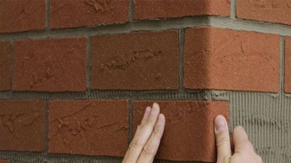 ☑️ چسب آجر نما چیست و چه کاربردی دارد؟