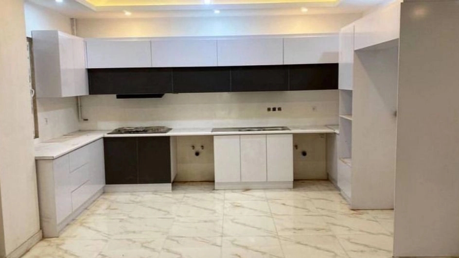 اجرای دکوراسیون داخلی و کابینت کابیران در رشت گیلان