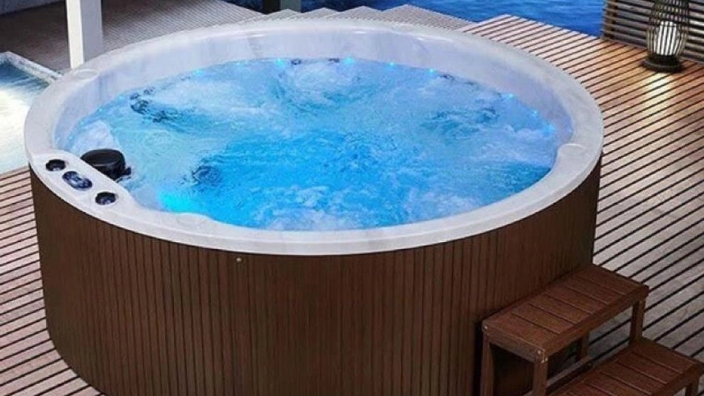 ساخت صفر تا صد استخر و جکوزی سونا صابر در تهران
