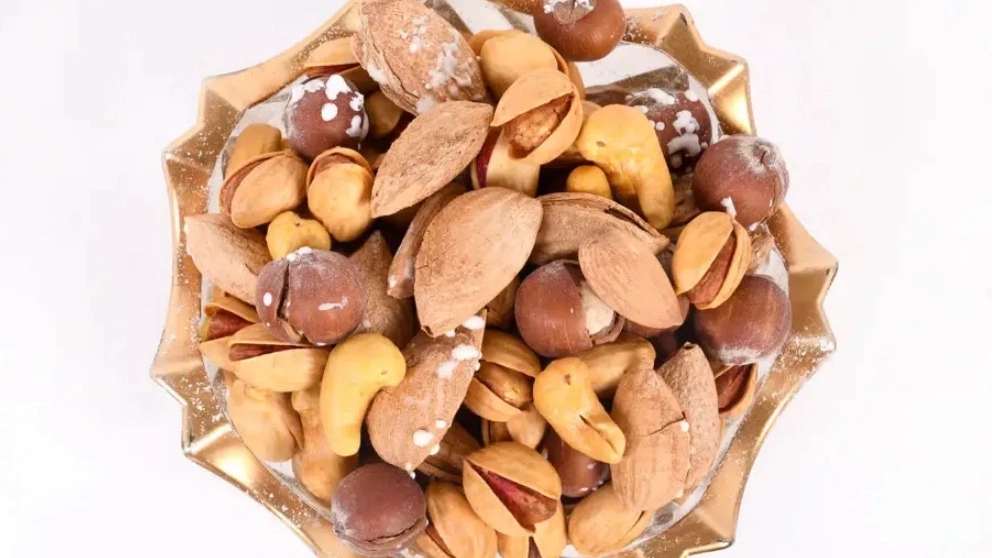 آجیل چیست و انواع آن کدامند؟