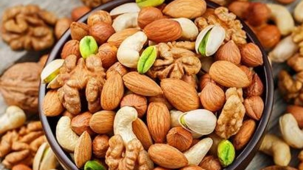 آجیل چیست و انواع آن کدامند؟