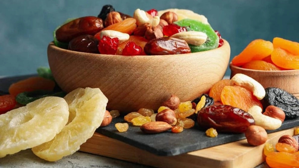 چه میوه هایی را می توان خشک کرد؟