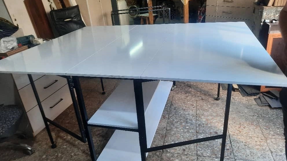 میز چرخ خیاطی