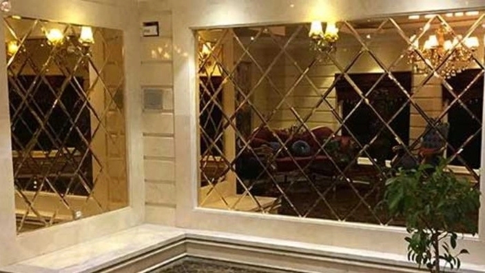 آینه دکوراتیو