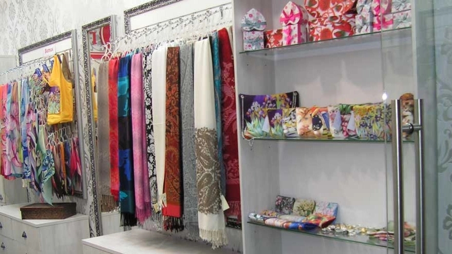 فروشگاه شال و روسری ترمه در تهران