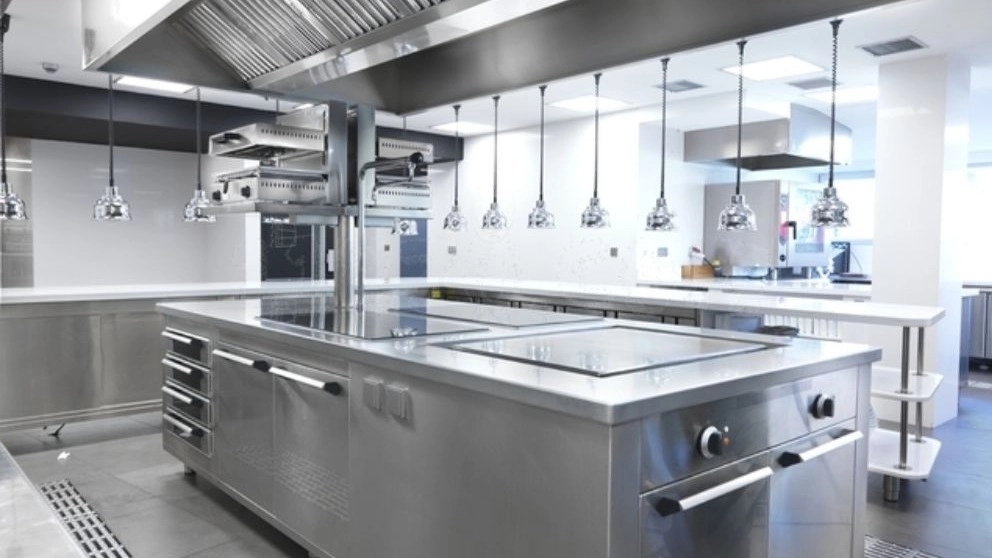 خرید تجهیزات آشپزخانه صنعتی