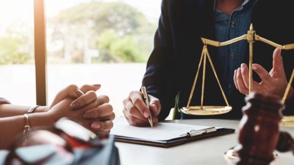وکیل گلستانی ،دفتر وکالت درخراسان