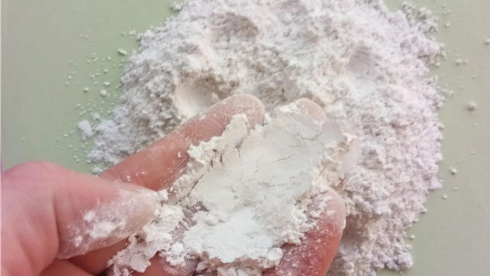 بررسی انواع پودر گچ