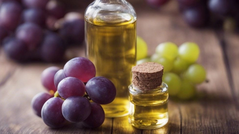 خواص روغن هسته انگور