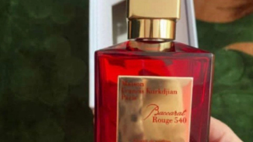 آشنایی با 5 عطر زنانه پرفروش دنیا