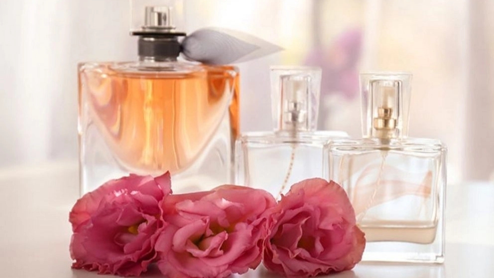 جهان عطر ، فروش انواع عطر و ادکلن در کرمانشاه