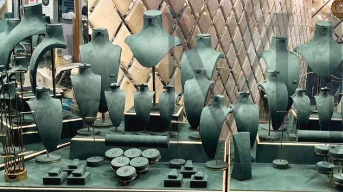 نکاتی درباره ویترین و دکوراسیون طلا فروشی