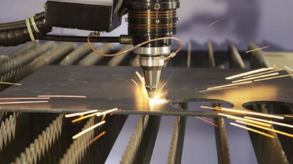 خدمات عصاری، تعمیرات برش و خم فلزات با دستگاه cnc در تهران
