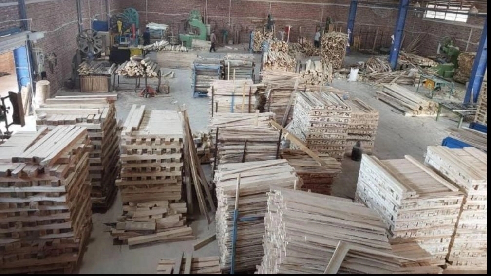 پالت سازی یکتا چوب سبزاندیشان در ارومیه