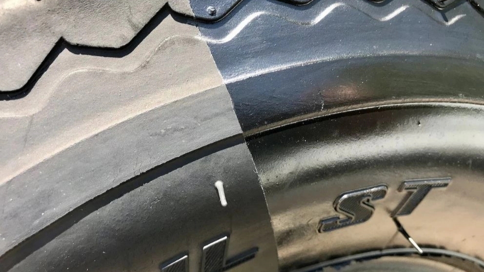 ویژگی های واکس لاستیک ؟