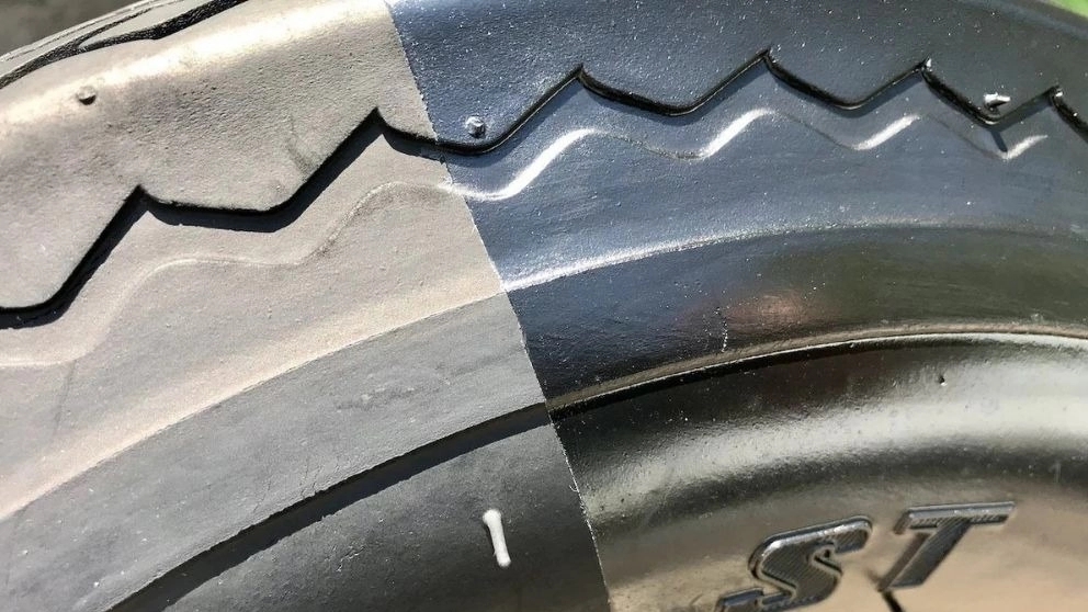افزایش عمر لاستیک خودرو با استفاده از واکس لاستیک