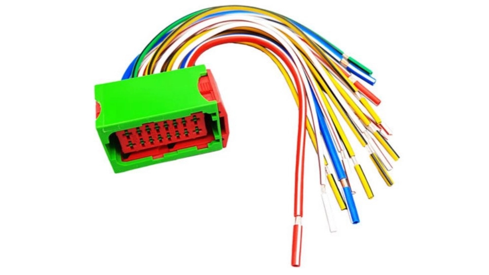 بررسی عوامل خرابی سیم کشی خودرو