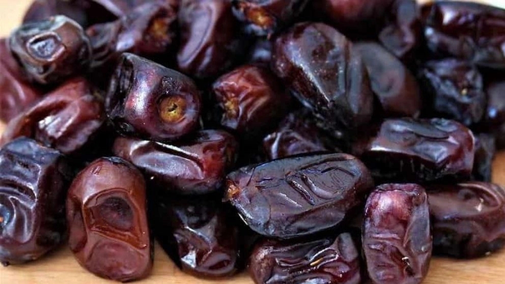 فاخر خرما، فروش عمده و صادرات خرما در اصفهان
