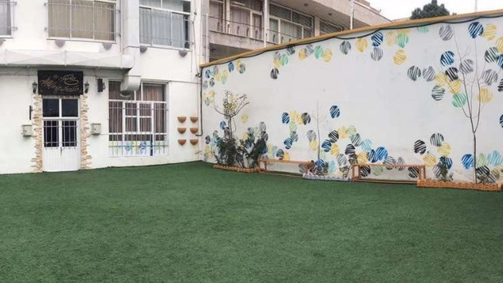 دبیرستان فردوس، مجتمع آموزشی دوره اول و دوم در تبریز