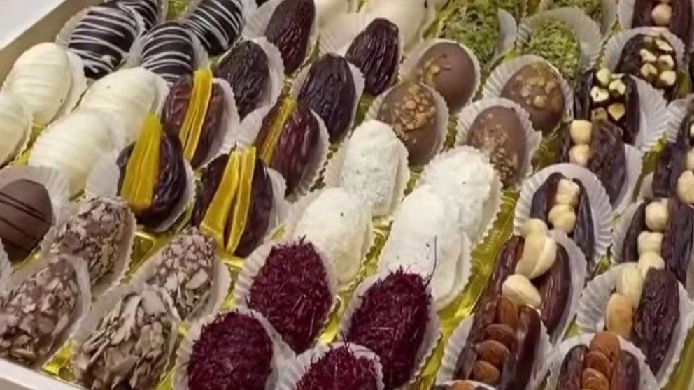 فروشگاه هیوا، فروش و بسته بندی خرما در فارس