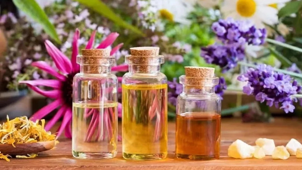 شرایط نگهداری عرقیات گیاهی