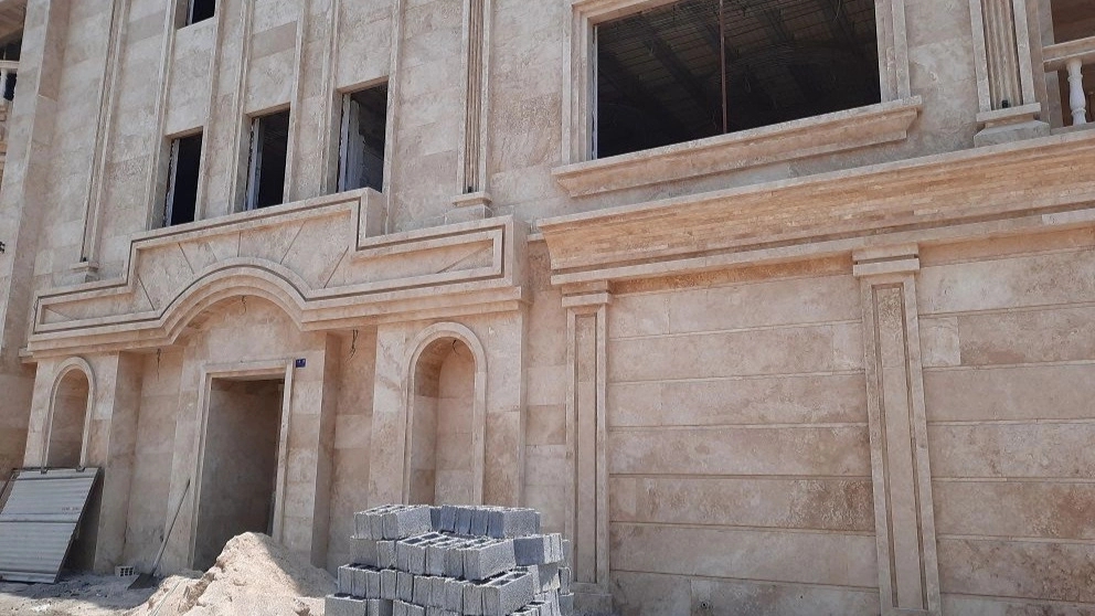 پیمانکاری حاجی زاده، اجرای نمای ساختمانی سوله دیوار محوطه و فونداسیون  در اردبیل