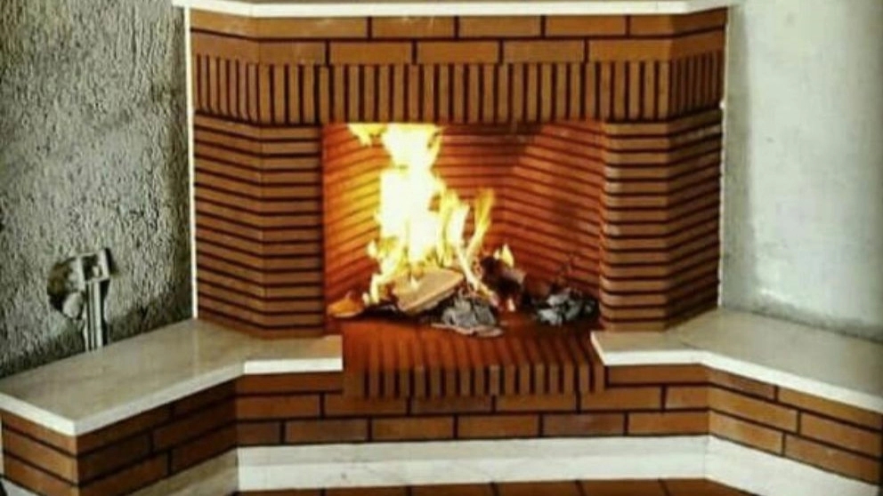 شومینه هیزمی